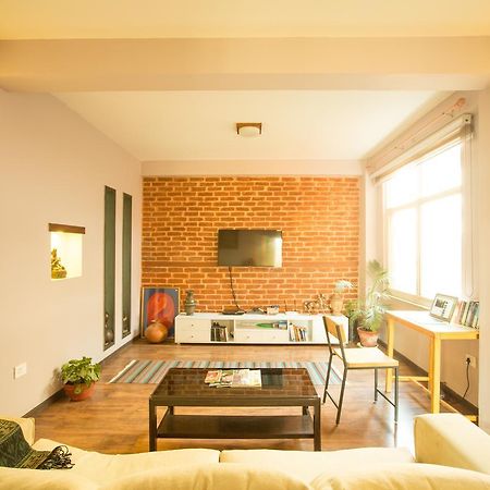 Patansquared Bed and Breakfast Buitenkant foto