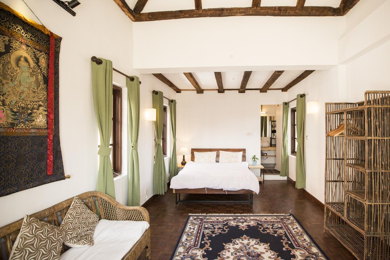 Patansquared Bed and Breakfast Buitenkant foto