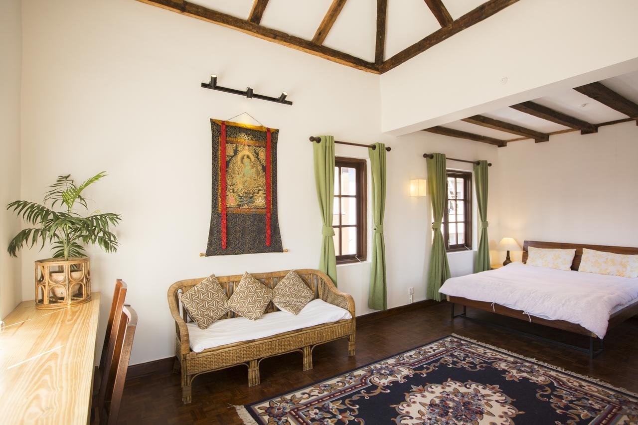 Patansquared Bed and Breakfast Buitenkant foto